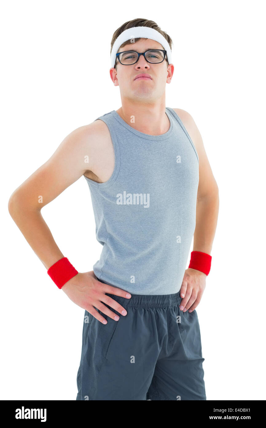 Geeky Hipster posiert in Sportbekleidung Stockfoto