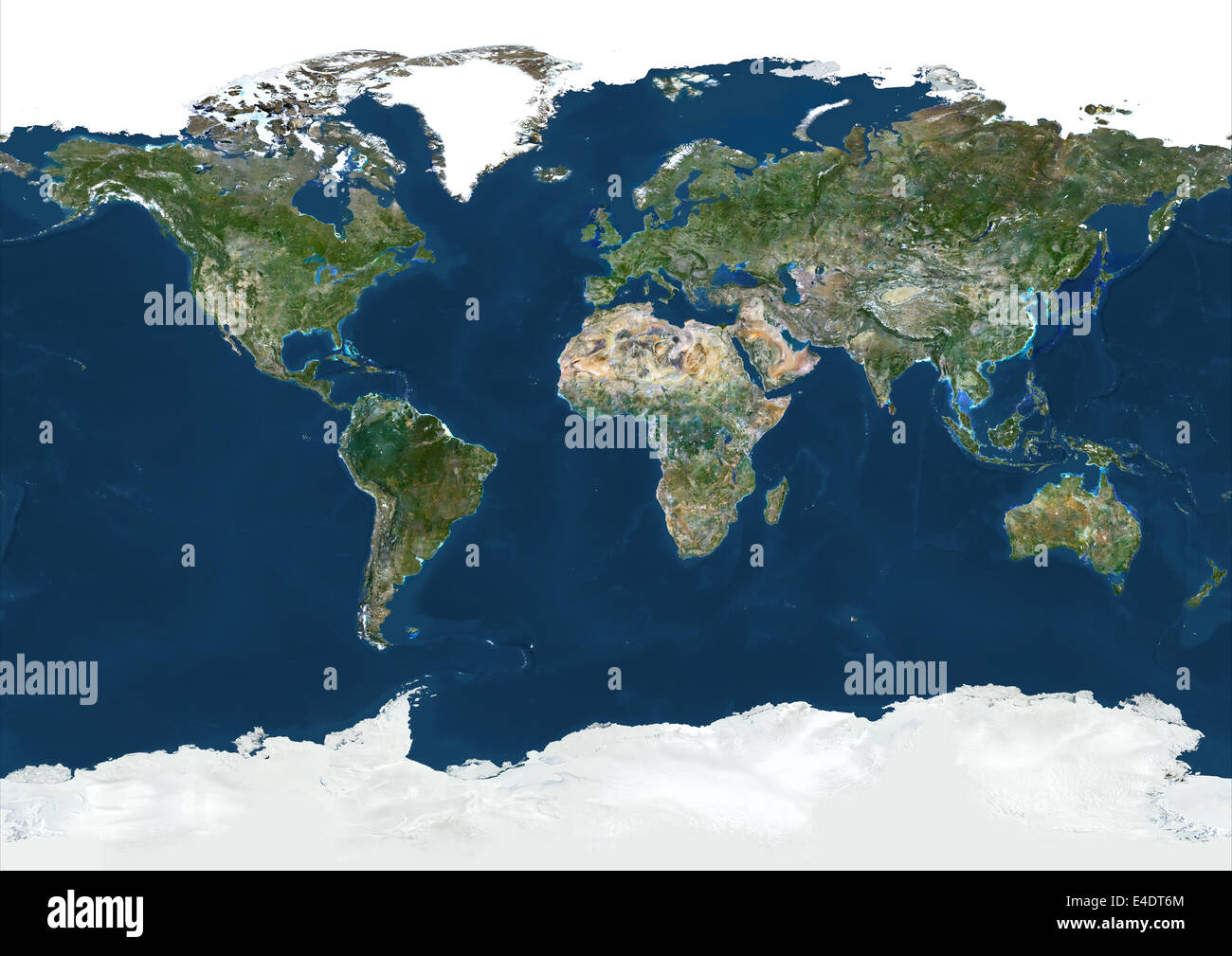 Welt mit arktischen Packeis In geographische Projektion, Echtfarben-Satellitenbild. Echtfarben wolkenlosen Satellitenbild der w Stockfoto