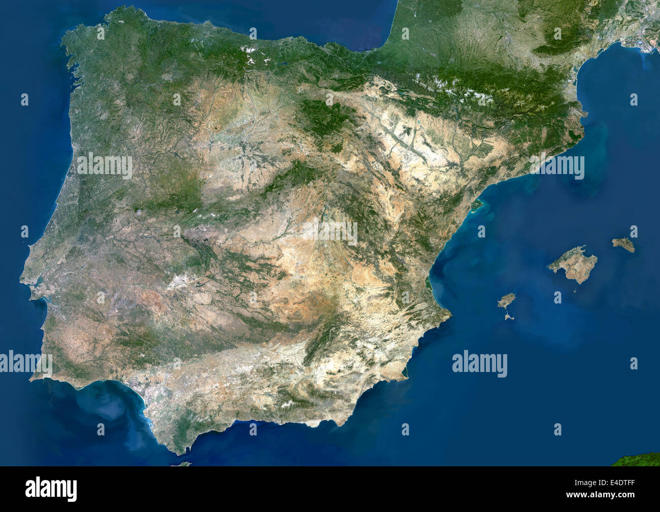 Spanien, Echtfarben-Satellitenbild. Spanien, Echtfarben-Satellitenbild. Spanien nimmt den größten Teil der iberischen Halbinsel und Stockfoto