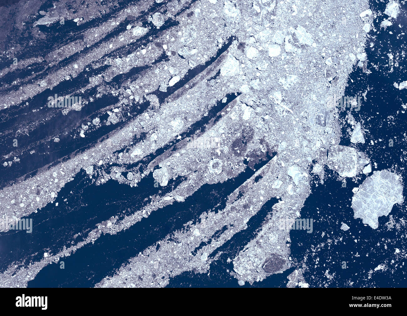 Packeis In Sibirien, Russland, Echtfarben-Satellitenbild. Echtfarben-Satellitenbild des Packeises im Norden Russlands, südlich von t Stockfoto