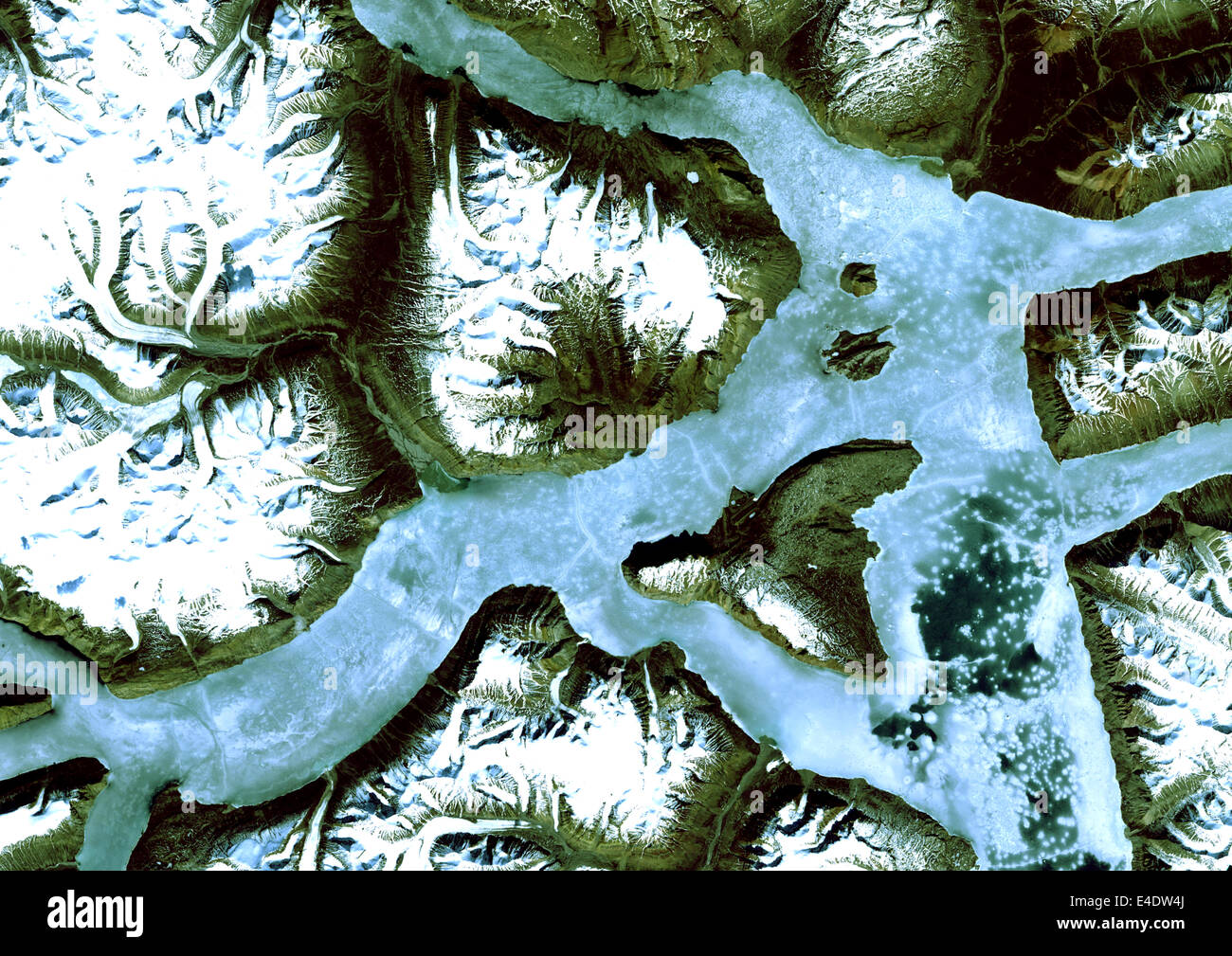 König Oscar Fjord, Grönland, Echtfarben-Satellitenbild. König Oscar Fjord befindet sich in Grönland-Nationalpark. Das Pastell blau i Stockfoto