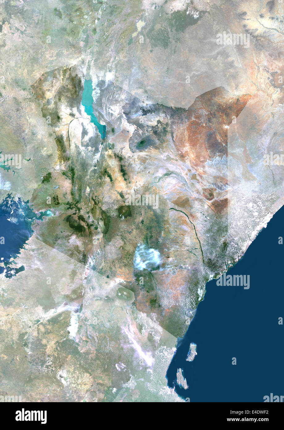 Kenia, Afrika, Echtfarben-Satellitenbild mit Maske. Satellitenansicht von Kenia (mit Maske). Dieses Bild wurde aus Daten Acq zusammengestellt. Stockfoto