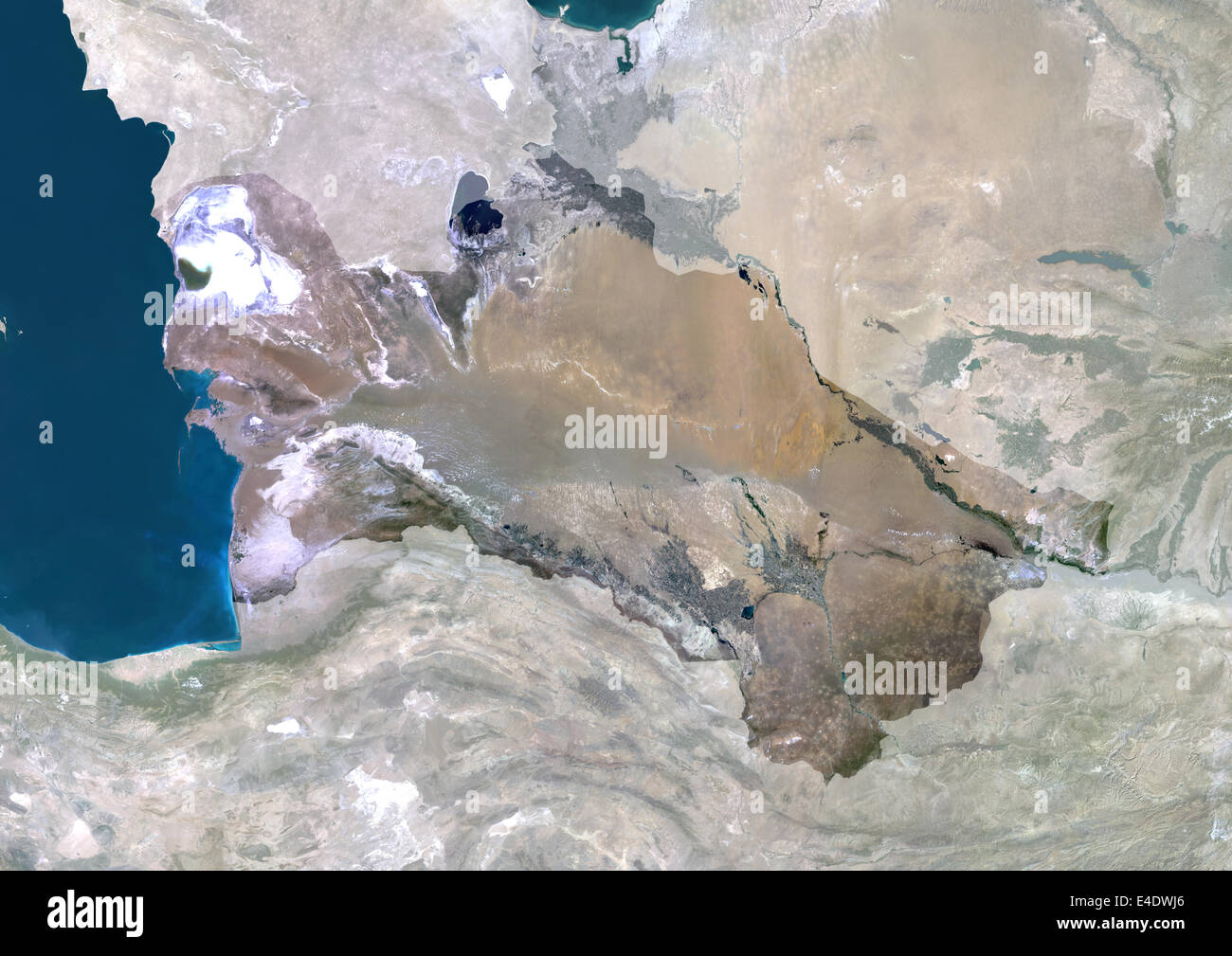 Turkmenistan, Asien, Echtfarben-Satellitenbild mit Maske. Satellitenansicht von Turkmenistan (mit Maske). Dieses Bild war kompilierte f Stockfoto