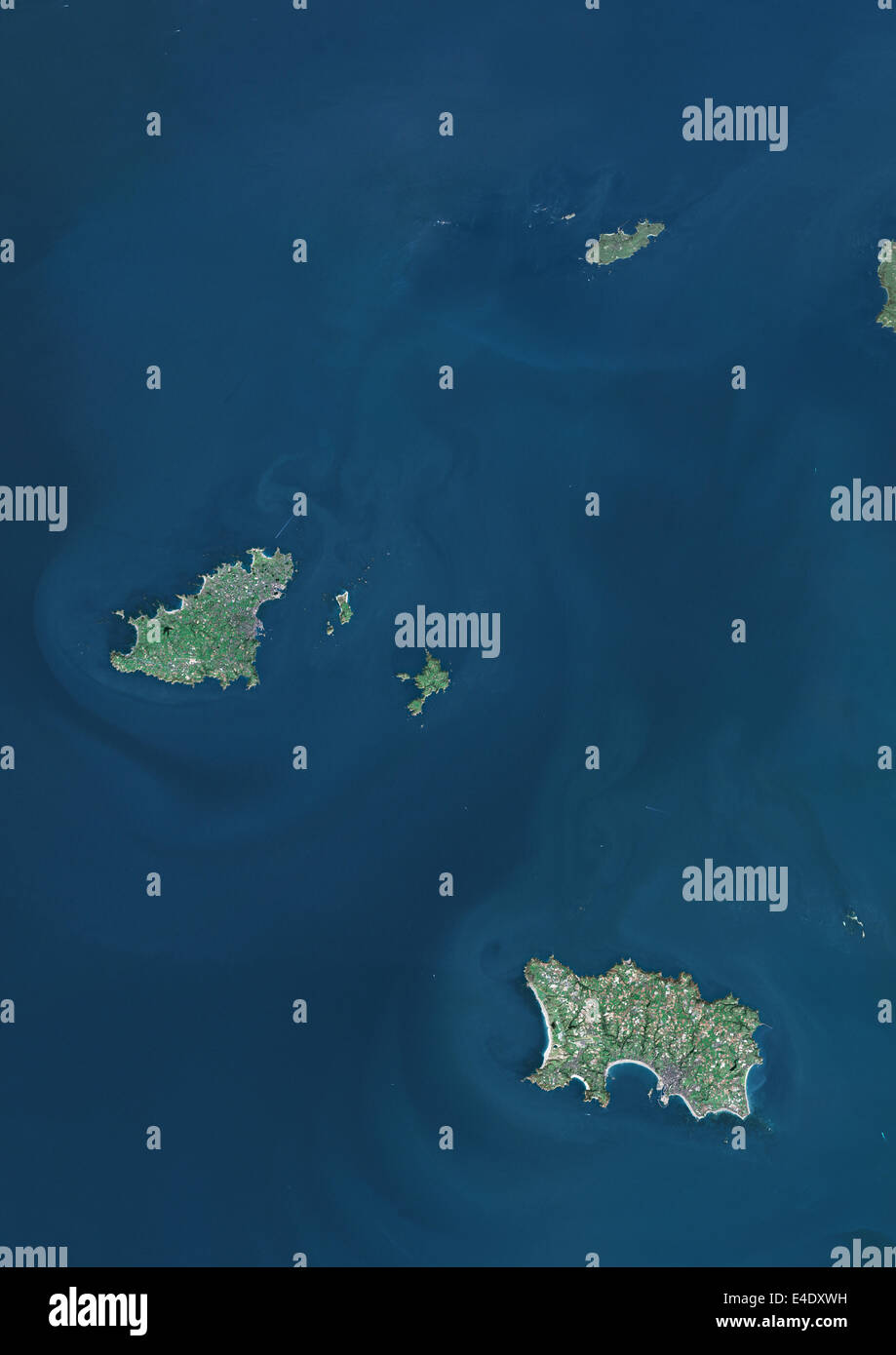Kanalinseln, Europa, Echtfarben-Satellitenbild. Echtfarben-Satellitenbild der Kanal Inseln, eine Inselgruppe in der Stockfoto