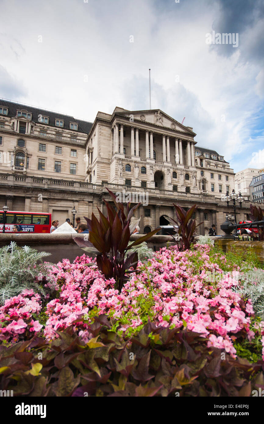 London, UK. 9. Juli 2014. Incoming-Bank von England Vizegouverneur Minouche Shafik hat vorgeschlagen, dass die BoE seine Schätzung der Höhe der "Slack" - freie Kapazitäten - in die britische Wirtschaft zu senken dürfte. Bildnachweis: Paul Davey/Alamy Live-Nachrichten Stockfoto