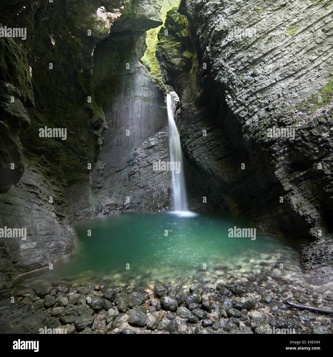 Kozjak Wasserfall (Slap Kozjak) in der Nähe von Kobarid, Julischen Alpen, Slowenien. Stockfoto