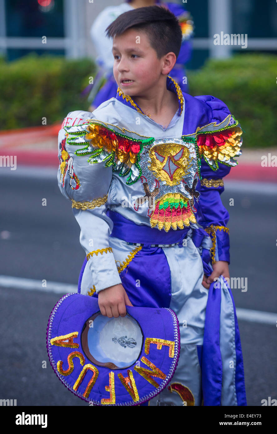 Bolivianische amerikanischen beteiligt sich an der Parade Helldorado Tage statt in Las Vegas Stockfoto