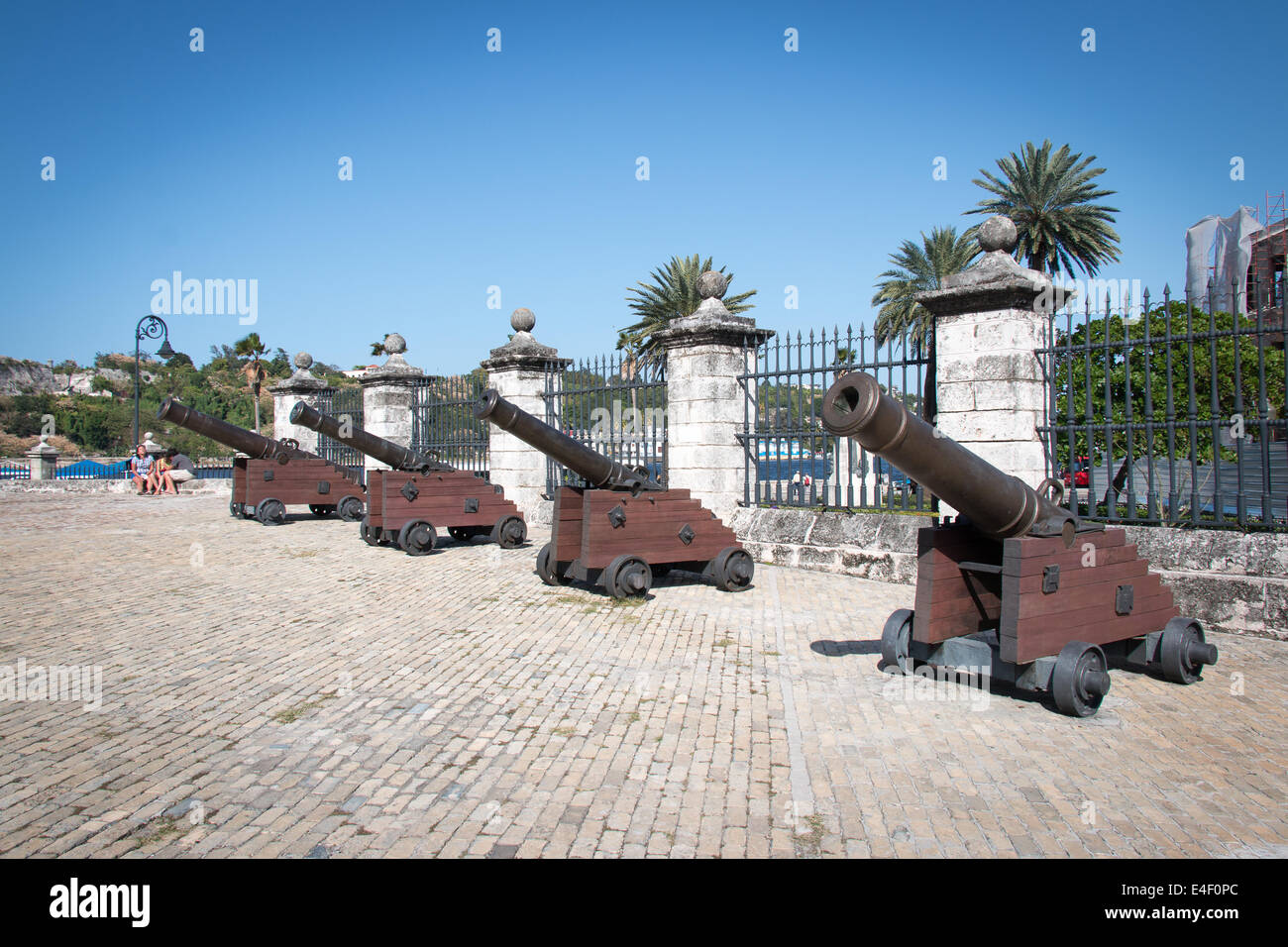 Kanonen auf das Castillo De La Real Fuerza, Havanna, Kuba Stockfoto