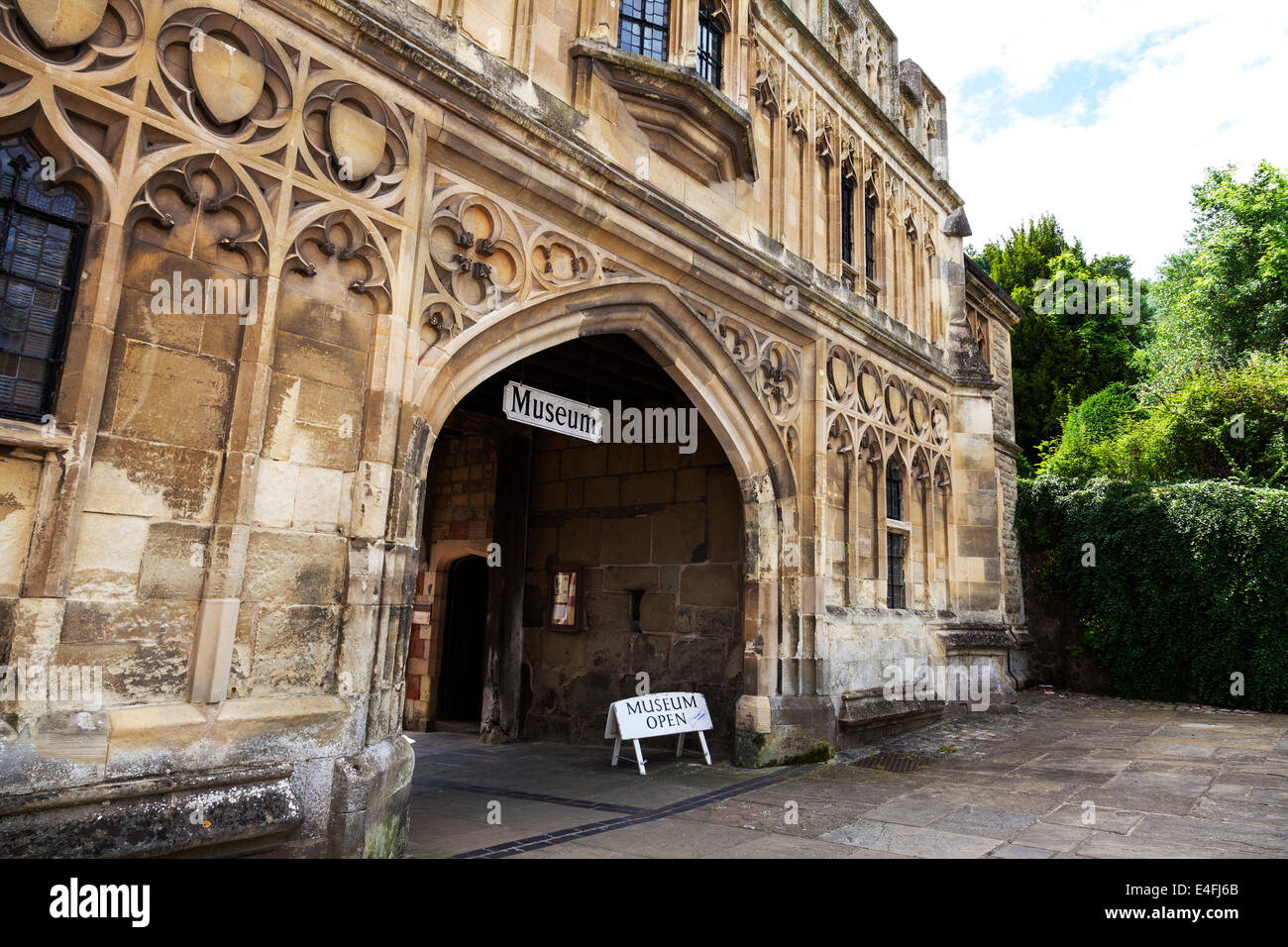 Great Malvern Dorf Stadt Museum Vordereingang Gebäude Fassade UK England Stockfoto