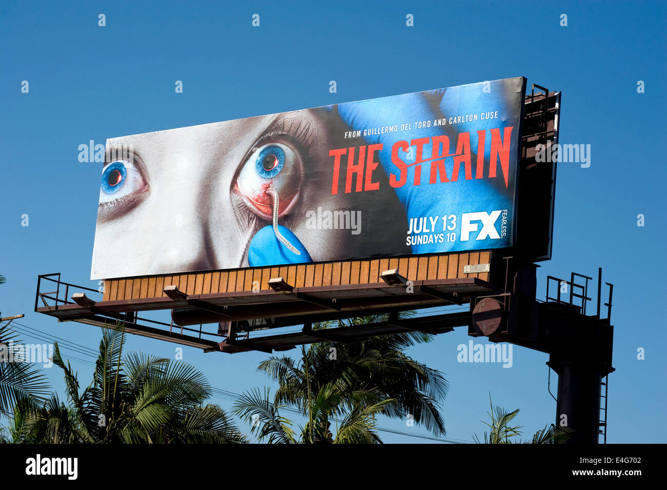 Reklametafel für FX-Fernsehserie The Strain Stockfoto