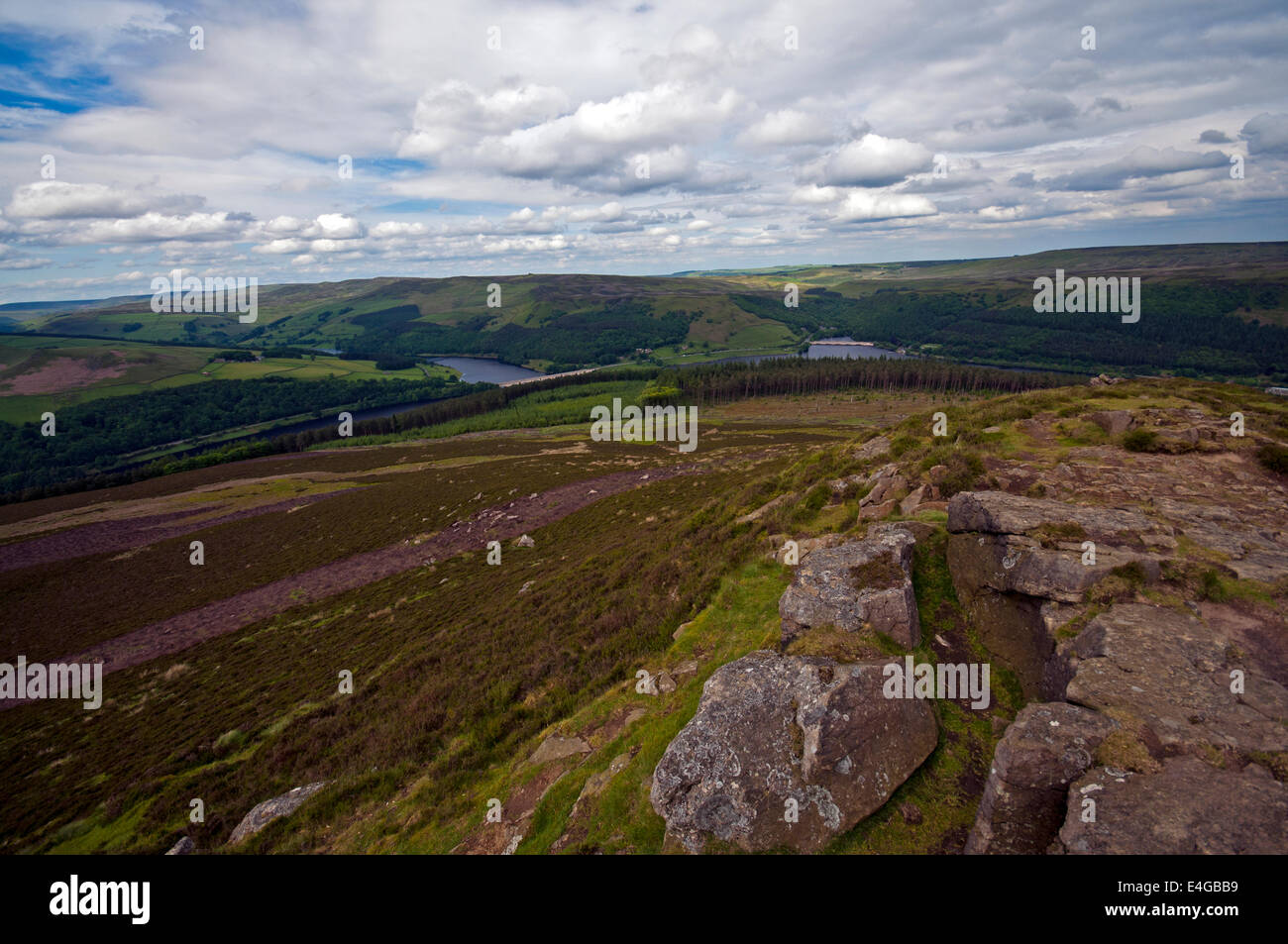 Die Aussicht vom Winhill Hecht in der Peak District National Park. Stockfoto