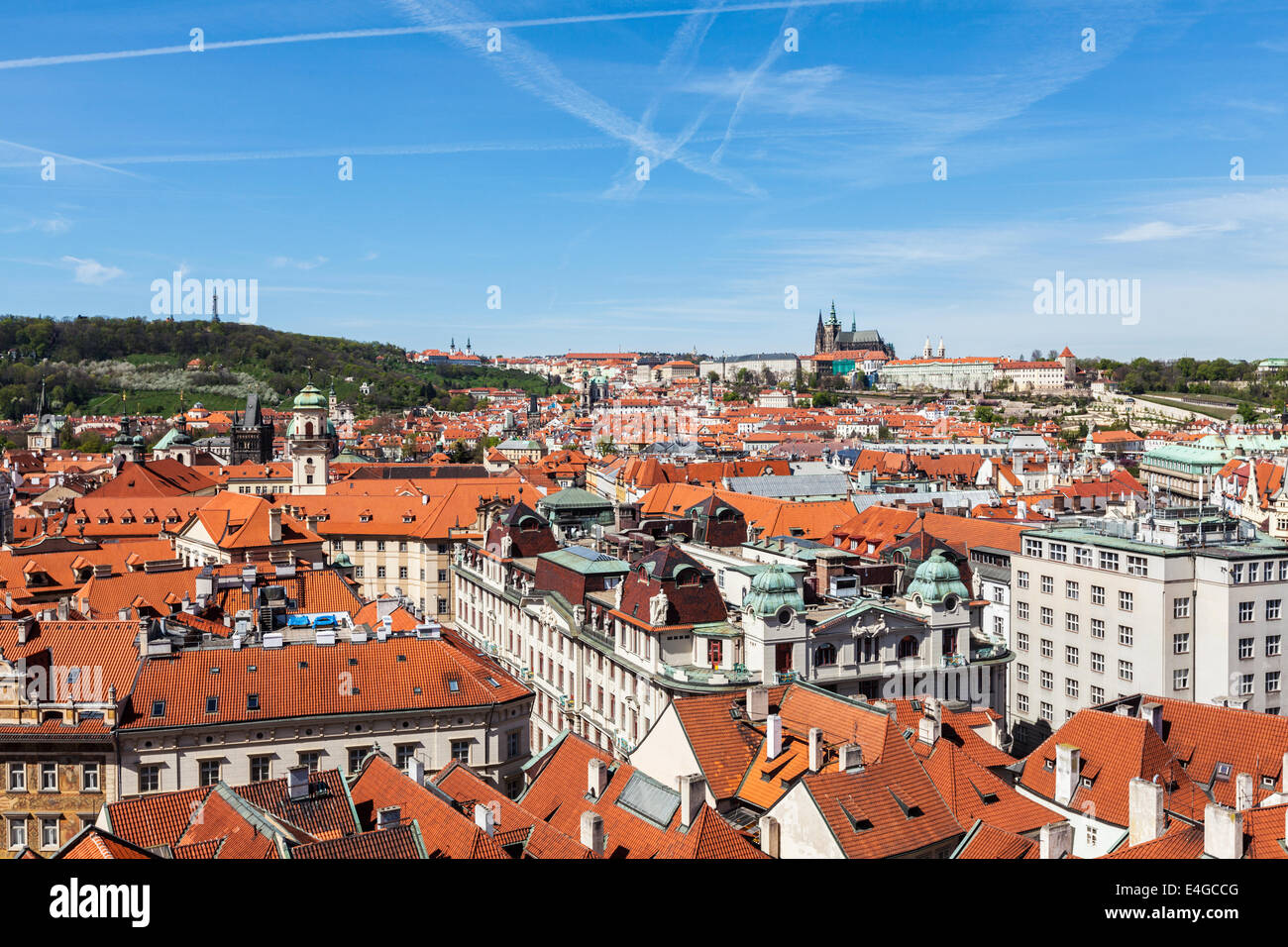Ansicht von Stare Mesto (Altstadt) und und St.-Veits-Dom vom Rathaus. Prag, Tschechische Republik Stockfoto