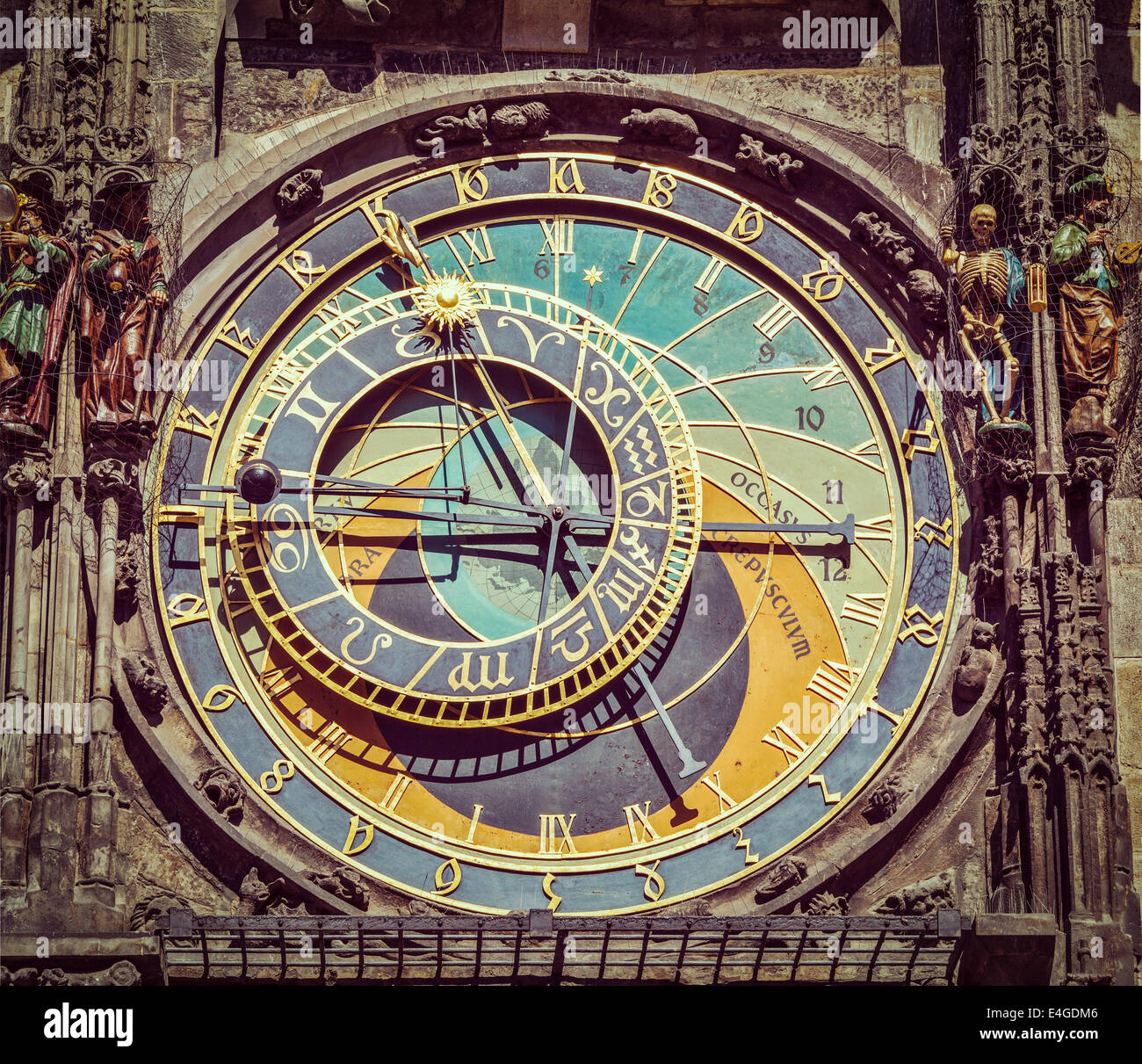 Vintage Retro-Hipster Stil reisen Bild der astronomische Uhr am Rathaus. Prag, Tschechische Republik Stockfoto