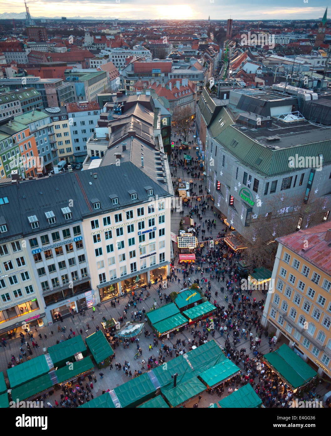 Luftaufnahme der Weihnachtsmärkte in München Stockfoto