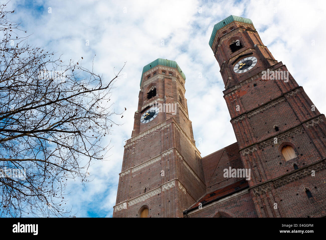 Die Church of Our Lady (Frauenkirche) in München, Bayern. Stockfoto