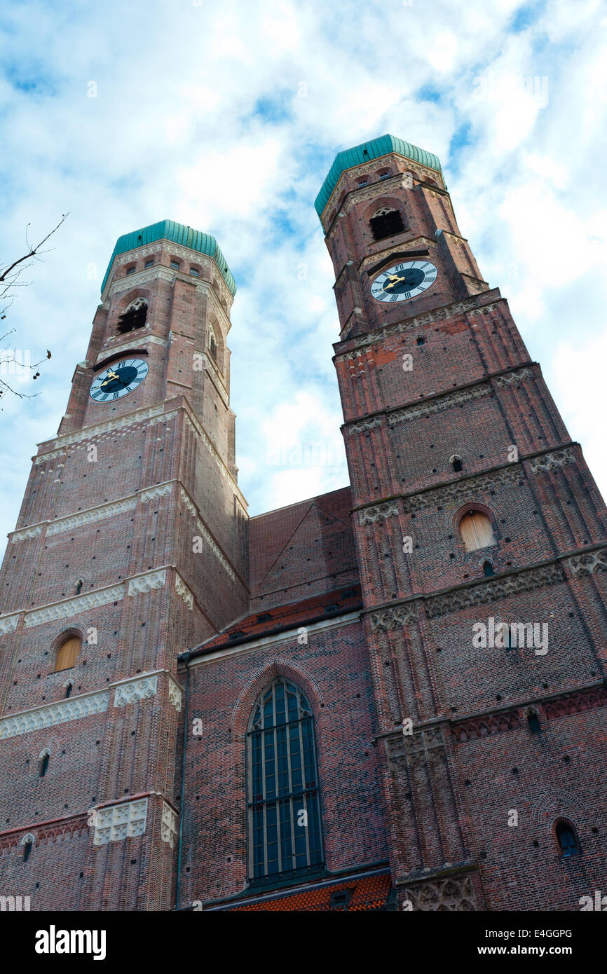Die Church of Our Lady (Frauenkirche) in München, Bayern. Stockfoto