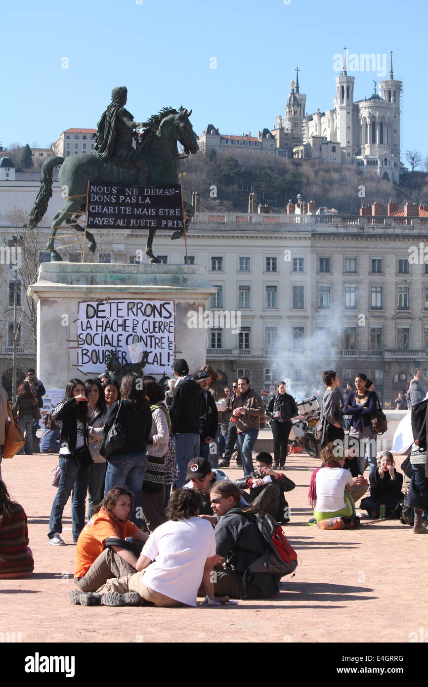 Demonstration der Gewerkschaften gegen die Wirtschaftskrise, Arbeitslosigkeit, Lyon, Rhône, Rhône-Alpes, Frankreich. Stockfoto