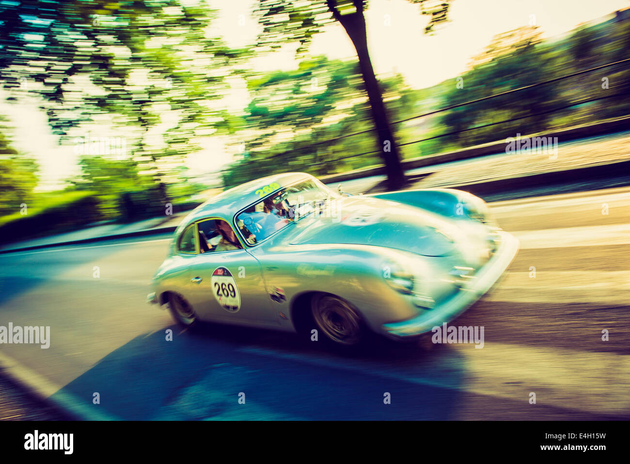 Porsche 356 1500 von 1953 an Mille Miglia - Oldtimer-Rennen, Brescia, Italien 2014 Stockfoto