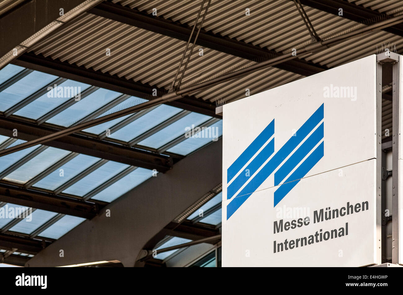 Eingang der Messe München International, Riem, München, Deutschland Stockfoto