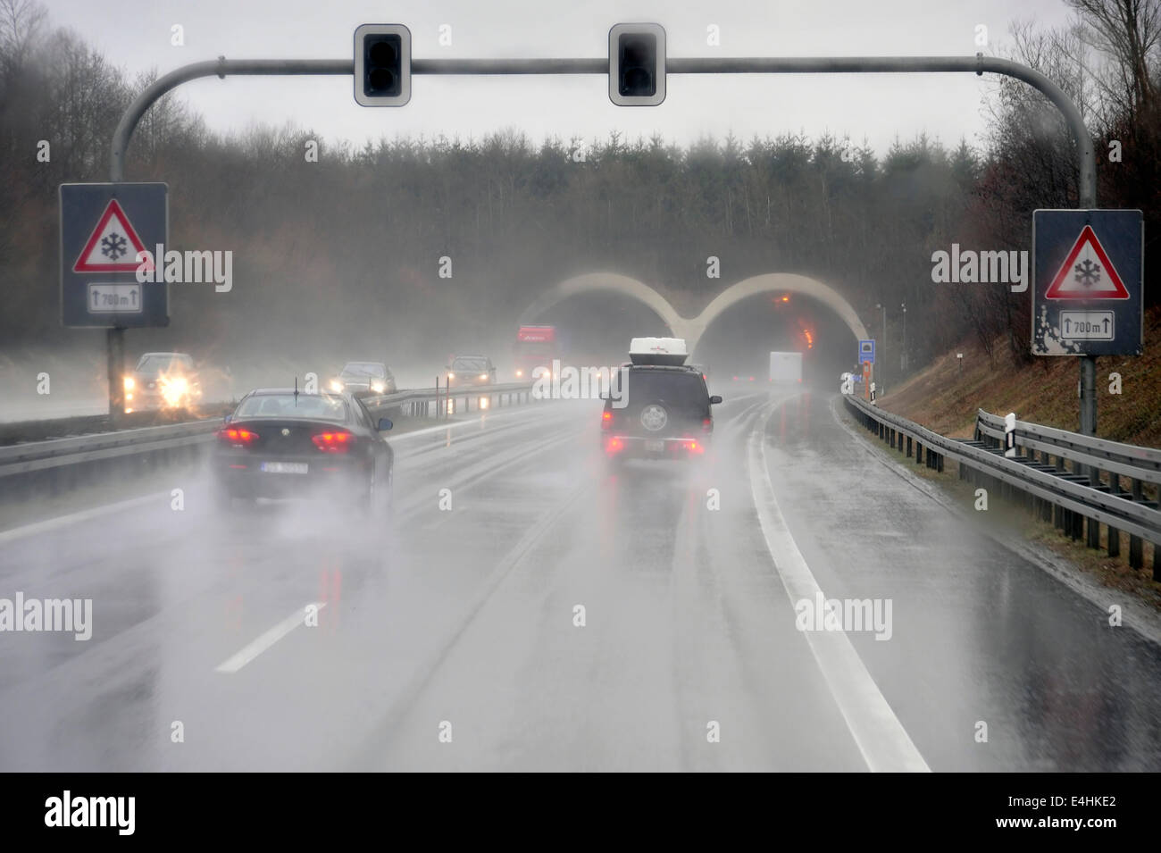 fahren auf Autobahnen Stockfoto