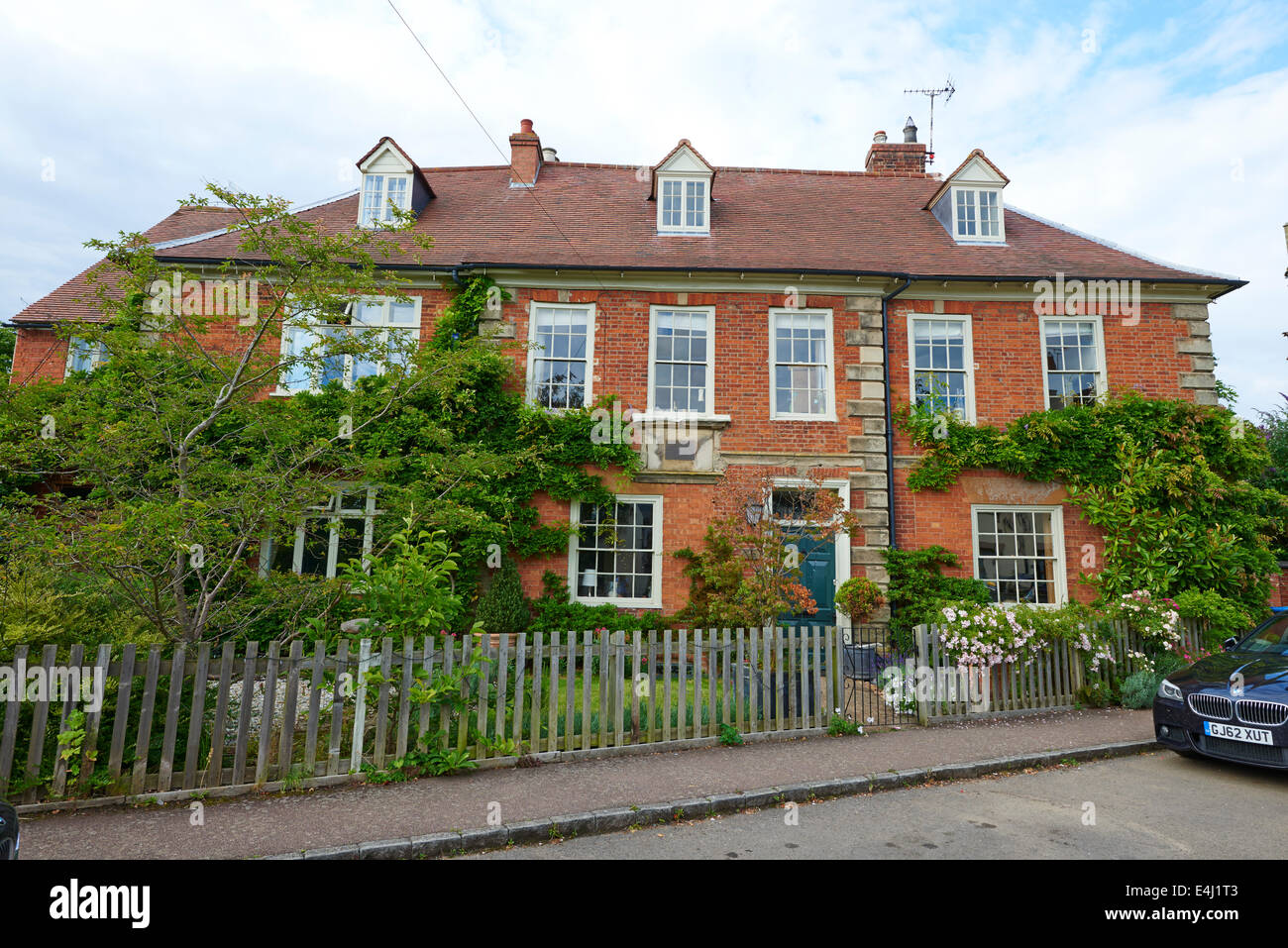 Schulhaus der quadratischen Dunchurch Warwickshire frei Stockfoto