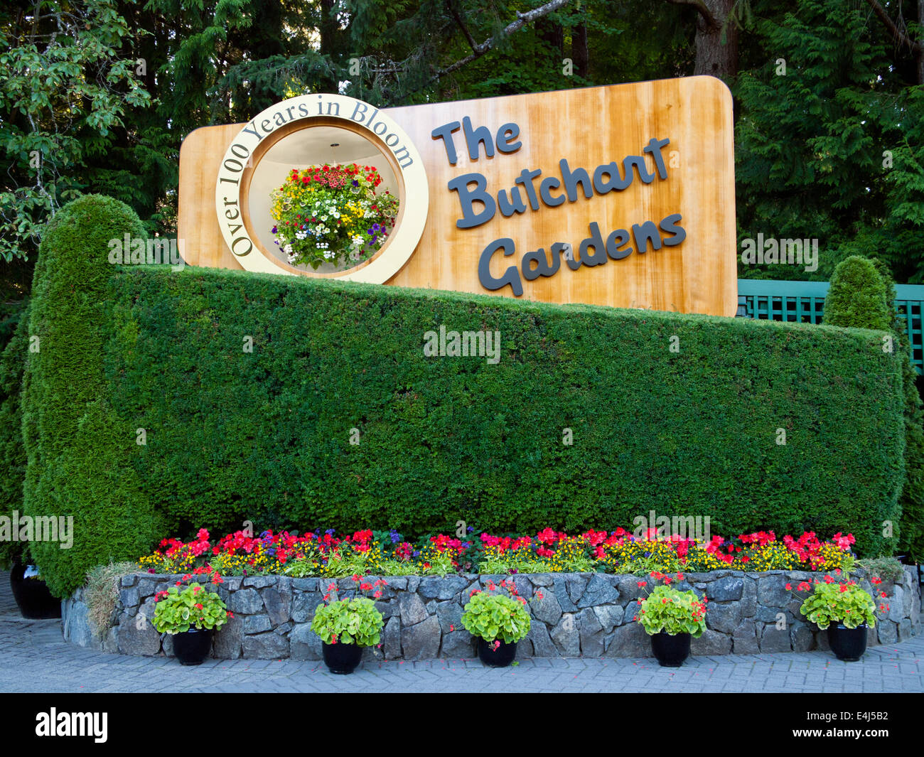 Ein Schild am Eingang die Butchart Gärten in Brentwood Bay (in der Nähe von Victoria), Britisch-Kolumbien, Kanada. Stockfoto