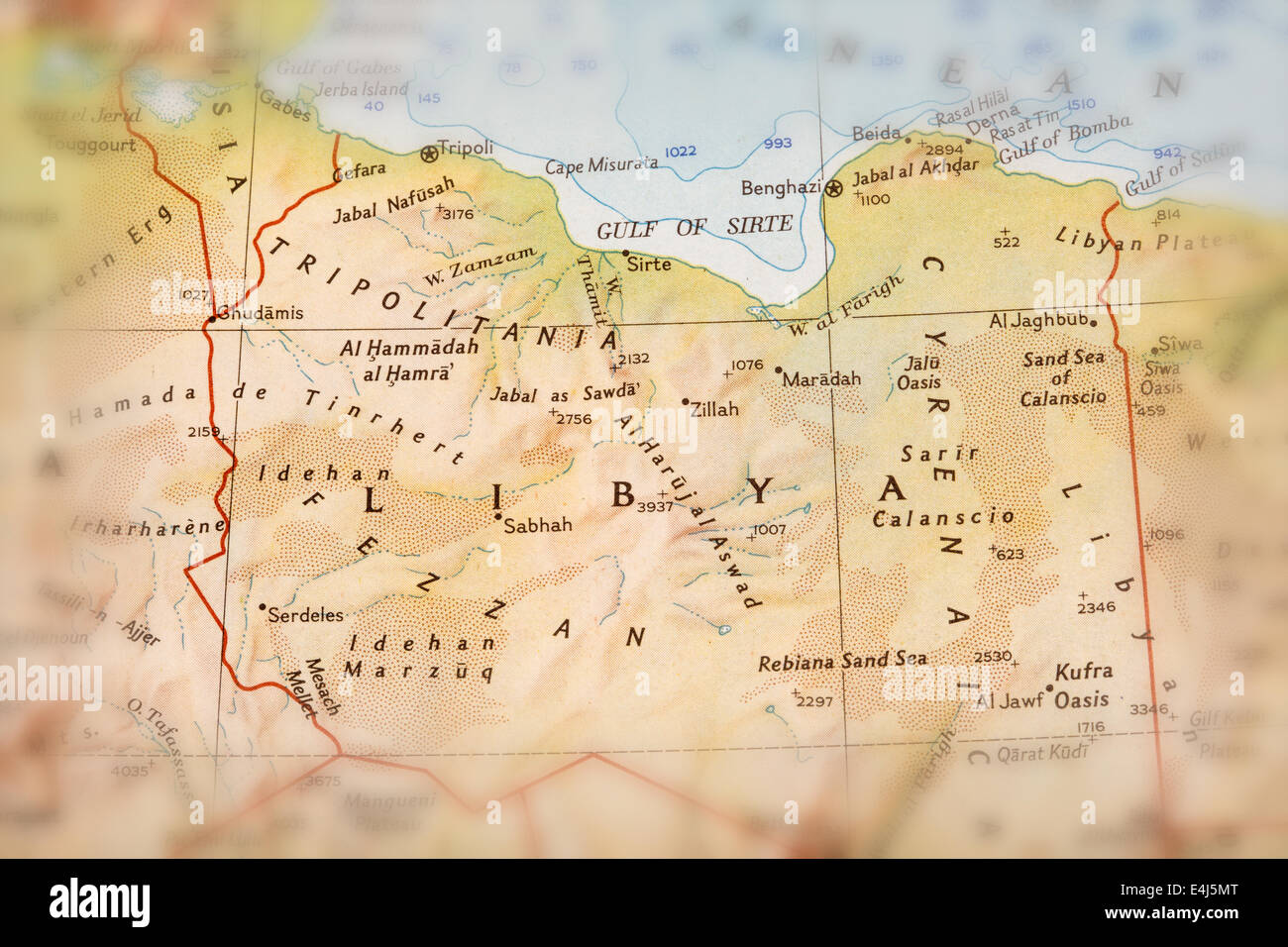 Traveler konzentrierte sich auf Libyen - Vorbereitung für die Reise Stockfoto