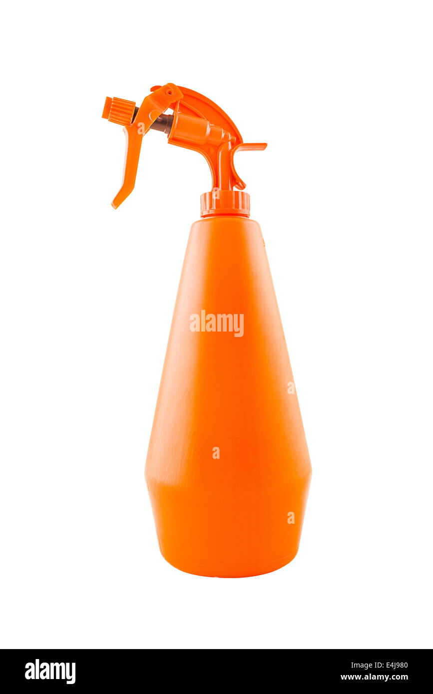 Orange Kunststoff Wasser Sprinkler oder Zerstäuber isoliert auf weißem Hintergrund. Flüssiger Sprüher als Haus-Utensil. Stockfoto