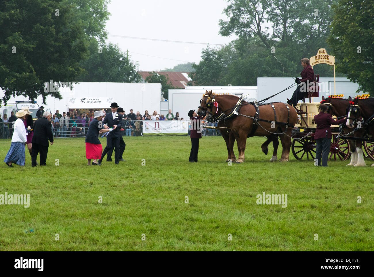 Schwere Pferde auf der Kent County Show zu gewinnen Stockfoto