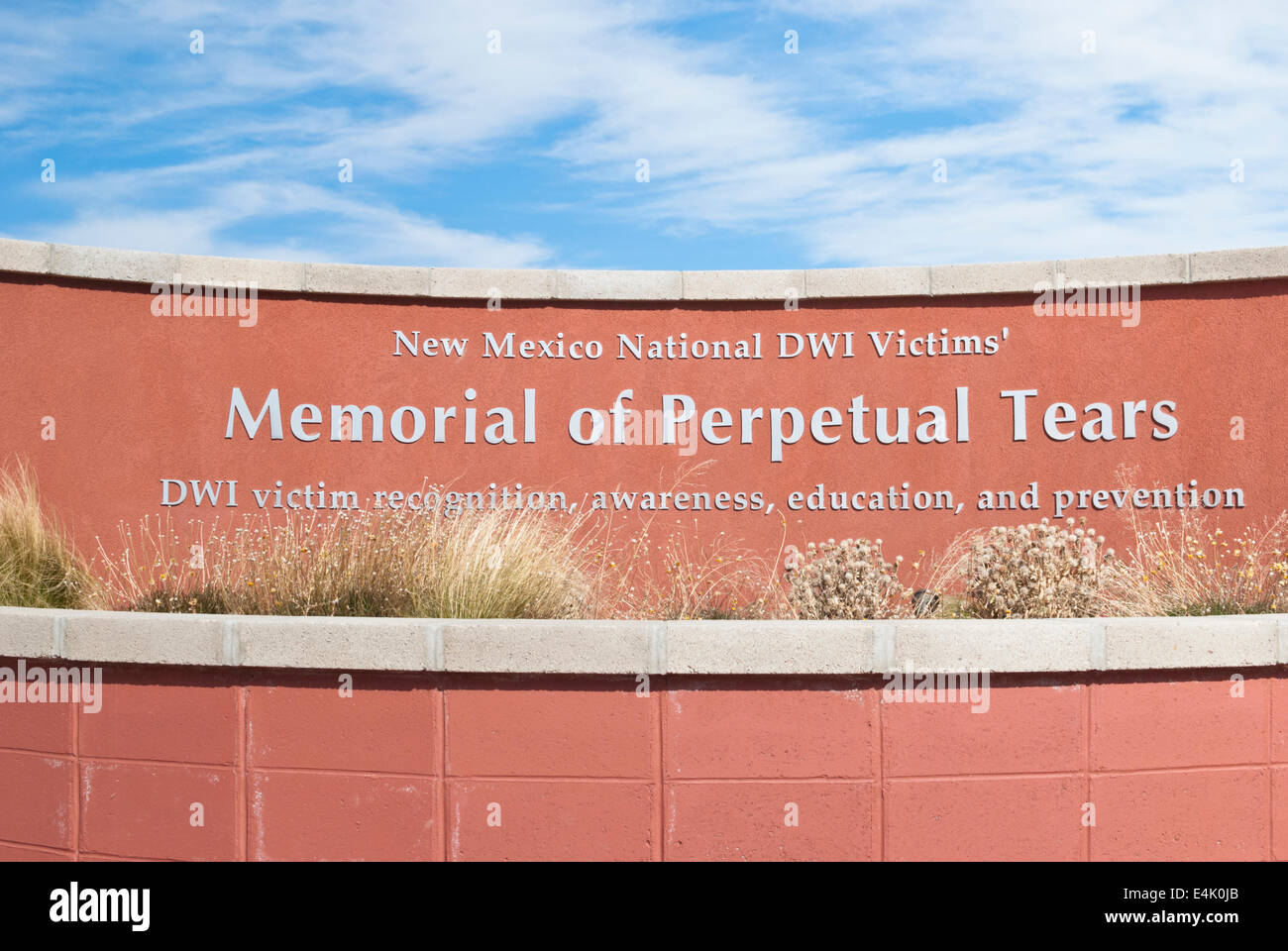 Die Gedenkstätte der ewigen Tränen ist ein Zentrum für Bildung und Bewusstsein für das DWI-Problem. Stockfoto