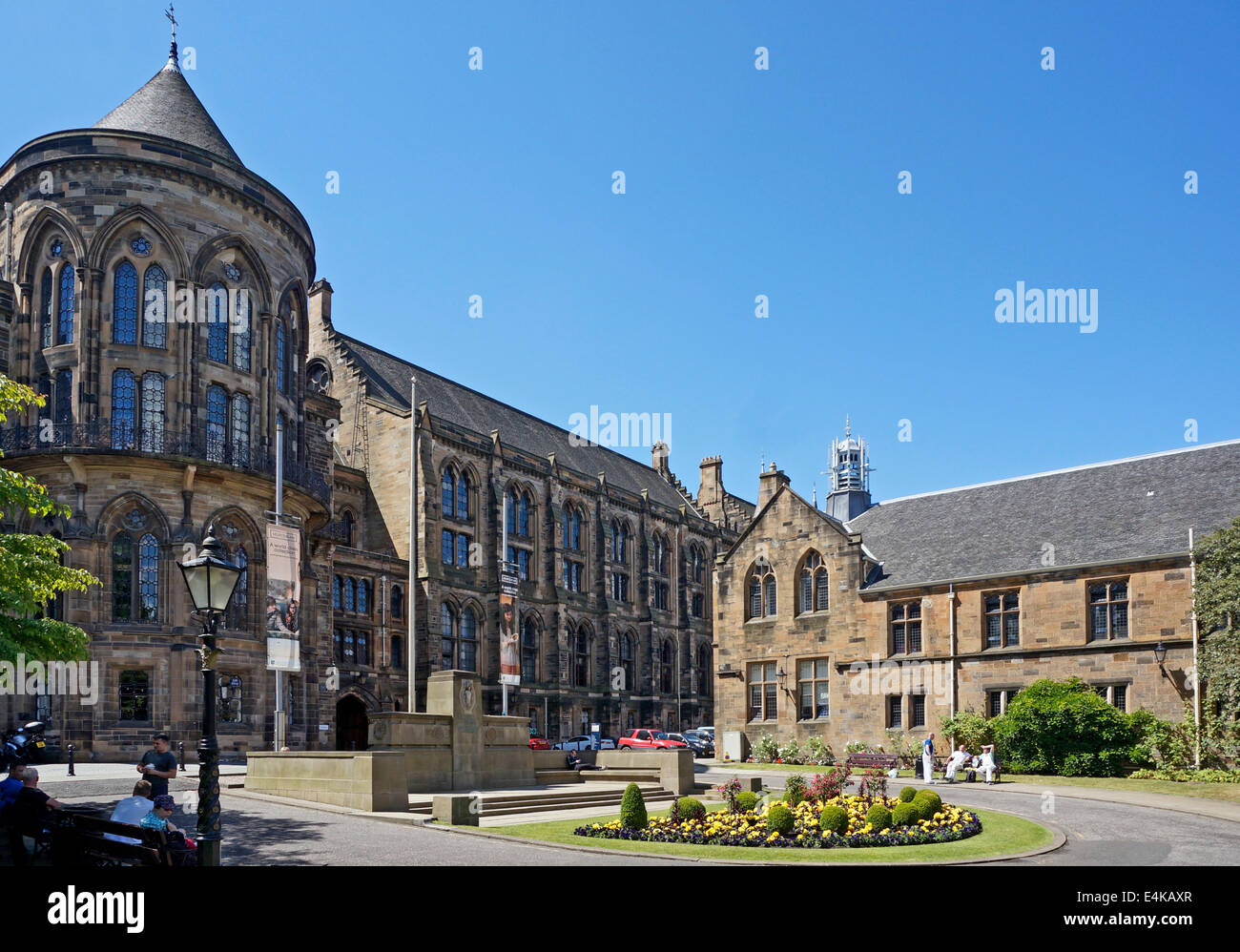 Universität Glasgow Eingang zum Visitor Centre, Hunterian Museum und Bute Hall Concert Hall in Glasgow University Avenue Stockfoto