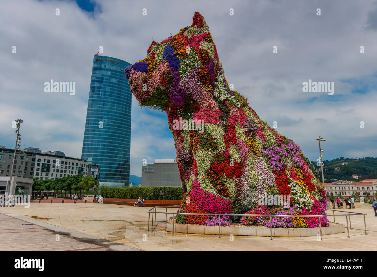 Welpe floral Skulptur des amerikanischen Künstlers Jeff Koons, Guggenheim Museum, Bilbao, Baskenland, Spanien Stockfoto