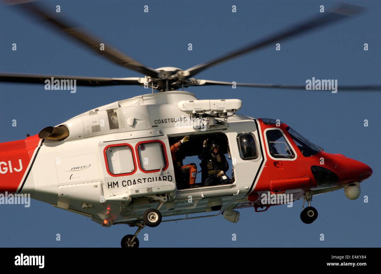 SOLENT, ENGLAND-LUFT-HM COASTGUARD LYNX HUBSCHRAUBER AW 139.  FOTO: JONATHAN EASTLAND/AJAX Stockfoto