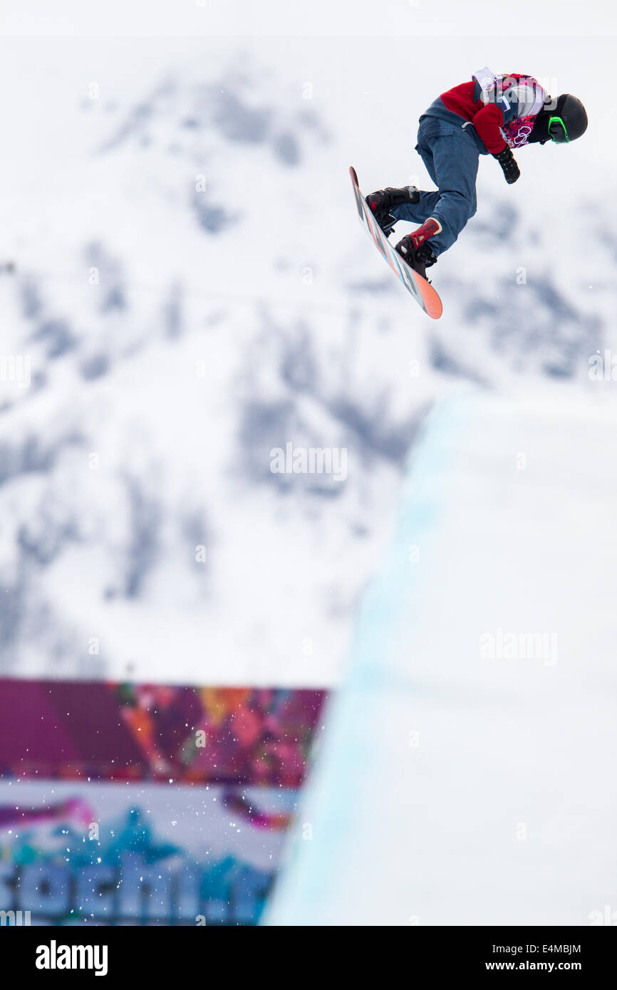 Konkurrent im Herren Snowboard Halfpipe bei den Olympische Winterspiele Sotschi 2014 Stockfoto