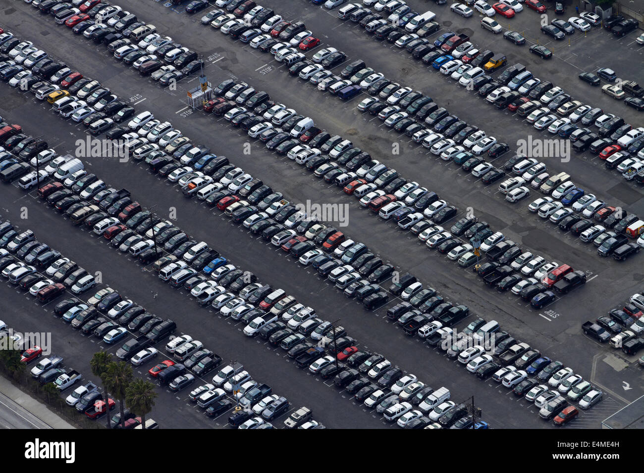 Parkplatz, Los Angeles International Airport (LAX), Los Angeles, Kalifornien, USA - Antenne Stockfoto
