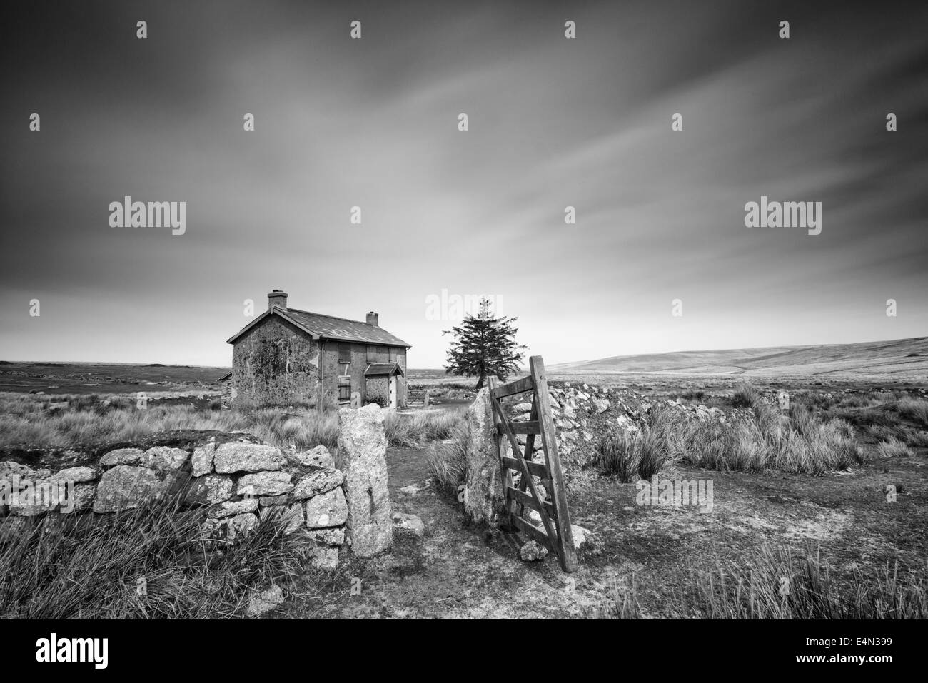 Erschossen Sie eine Reihe von langen Belichtungszeiten Aufnahmen von der fabelhaften Nonne Cross Farm auf Dartmoor Stockfoto