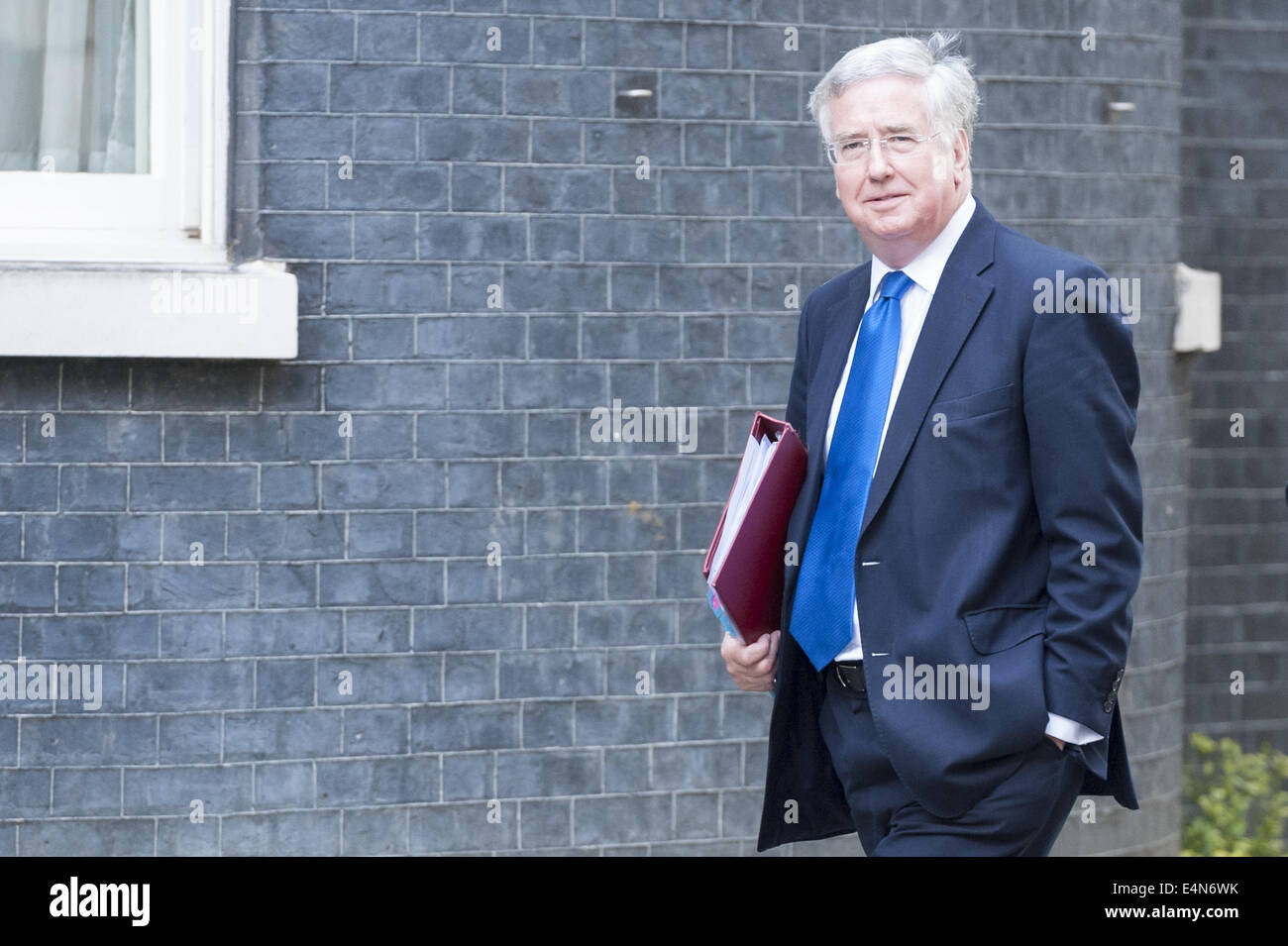 15. Juli 2014 - London, UK - neu gemischt Schrank kommen in der Downing Street in London für ihre wöchentlichen Treffen. Im Bild: Michael Fallon MP. (Kredit-Bild: © Lee Thomas/ZUMA Draht) Stockfoto