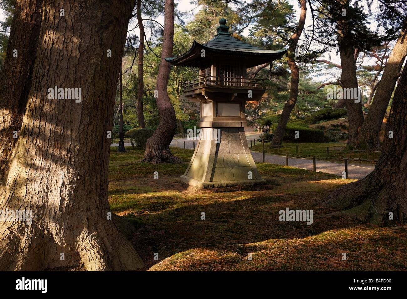 Laterne im Kenroku-En Garden in Kanazawa, Japan Stockfoto
