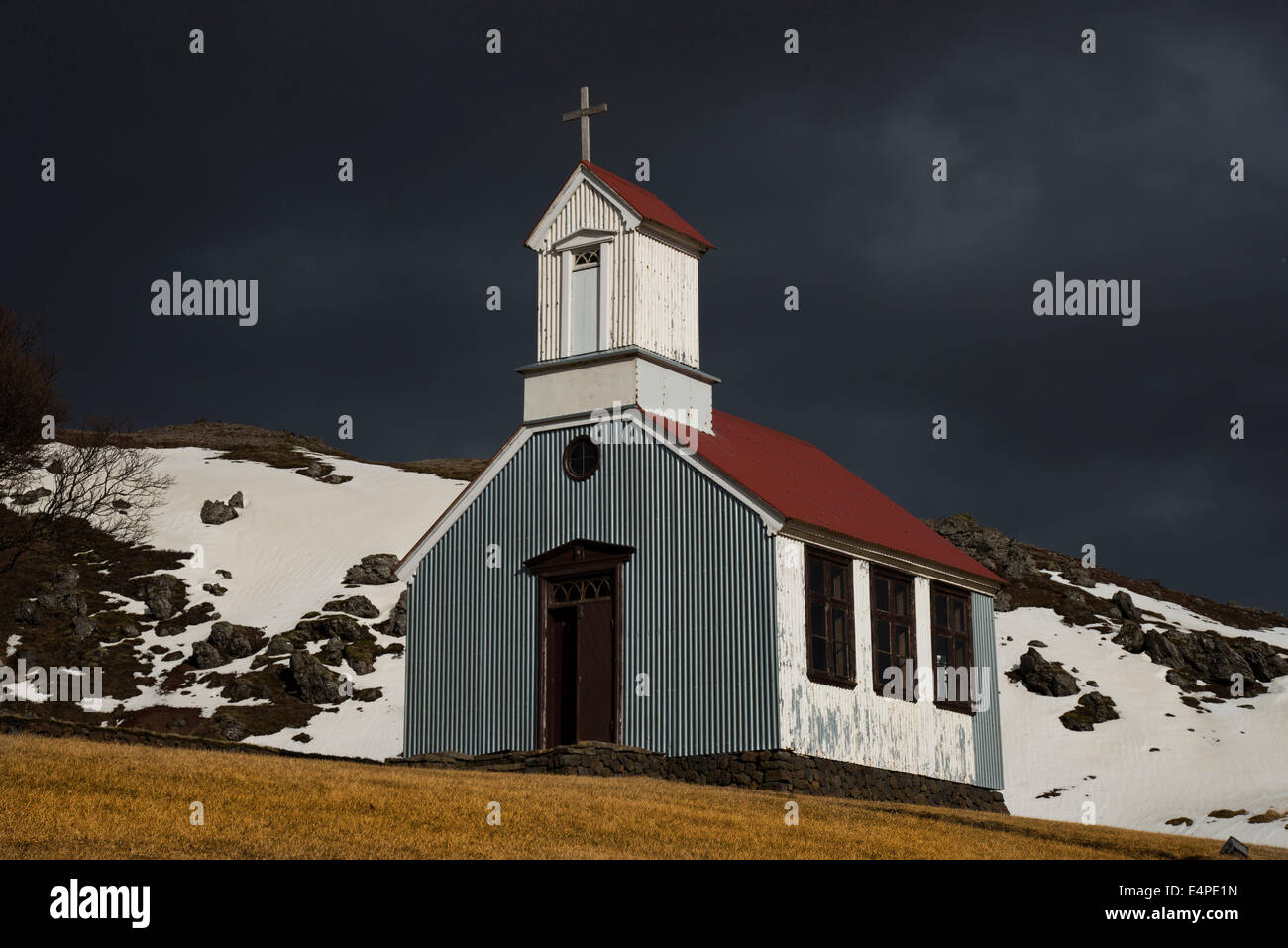 Ytri-Rauðamelur Kirche, Gerðuberg, Snaefellsness Halbinsel, Vesturland, Island Stockfoto