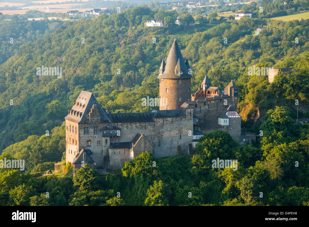 Burg Stahleck Castle, Jugendherberge, UNESCO-Welterbe Kulturlandschaft Oberes Mittelrheintal Stockfoto