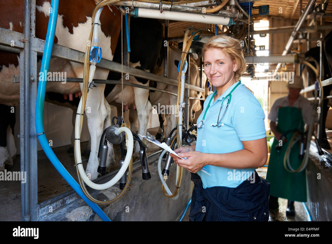 Werden gemolken frauen Tierschutz: Frauen