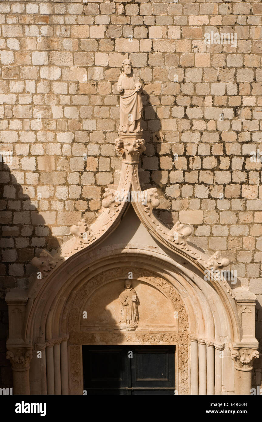 Europa, Kroatien, Dubrovnik, dominikanischen Kloster Museum (Dominikanski Samostan-Muze) Detail über Eingangstür Stockfoto