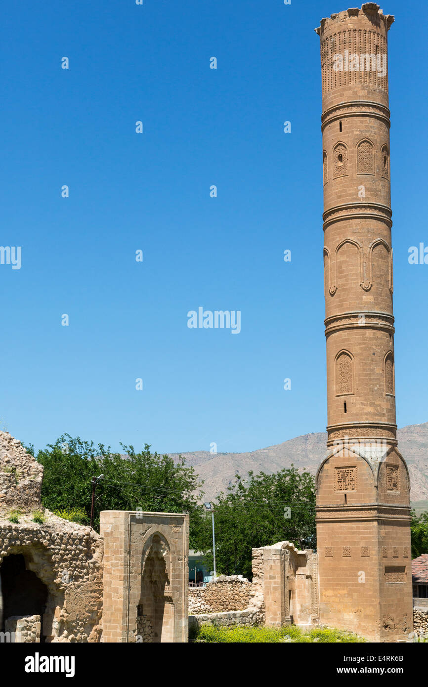 Minarett der Sultan Soleyman Moschee, Hasankeyf, Anatolien, Türkei. Stockfoto
