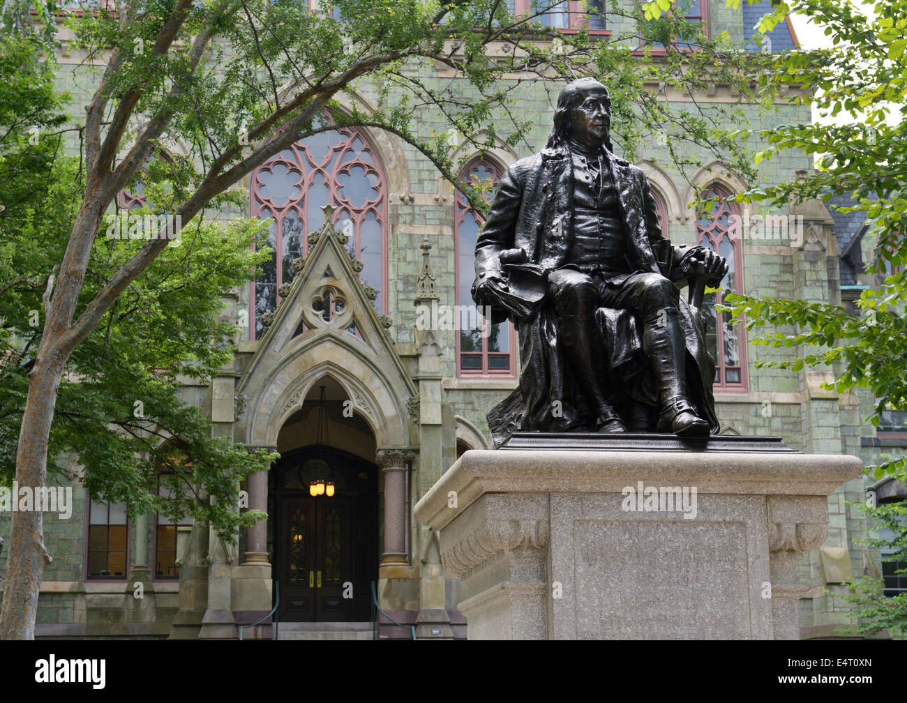 Benjamin Franklin Statue vor Hall College, University of Pennsylvania, Philadelphia Stockfoto