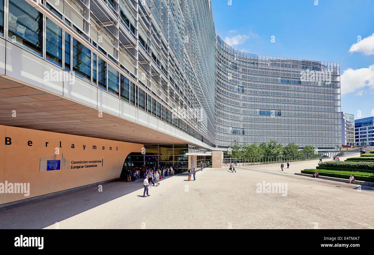 Brüssel, Belgien - 16. Juli 2014: das Berlaymont-Gebäude ist ein Bürogebäude, das beherbergt das Hauptquartier der Europäischen Kommission Stockfoto