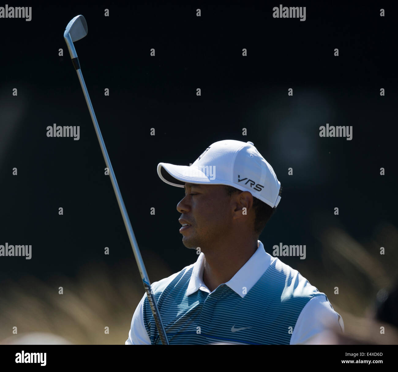 Hoylake, UK. 17. Juli 2014. Die Open Golf Championship. Tiger WOODS [USA] Tees aus auf das 7. Loch in der ersten Runde. Bildnachweis: Action Plus Sport Bilder/Alamy Live News Stockfoto