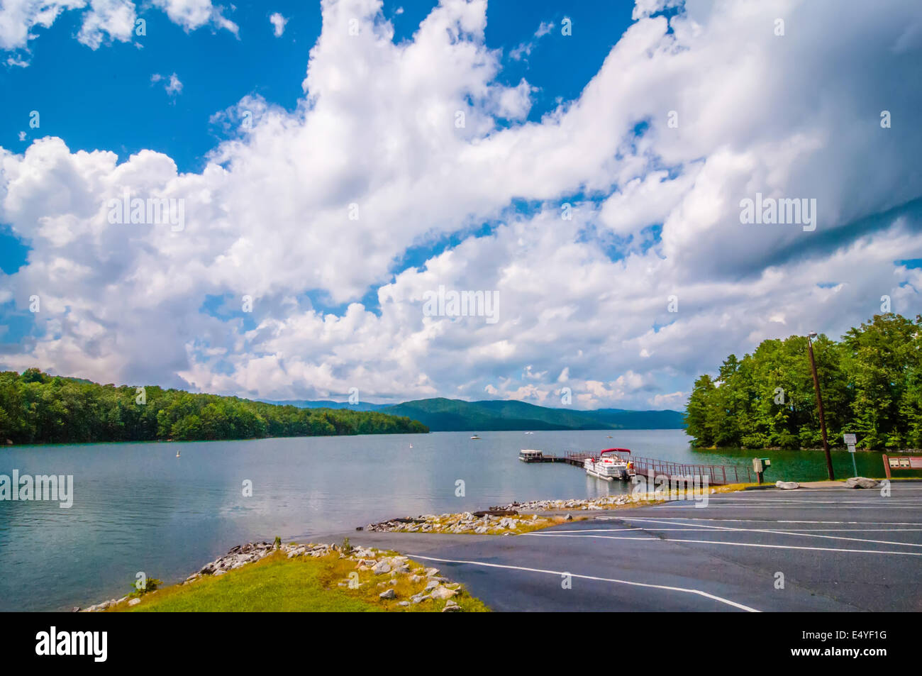 Landschaft um den See Jocasse Schlucht Stockfoto