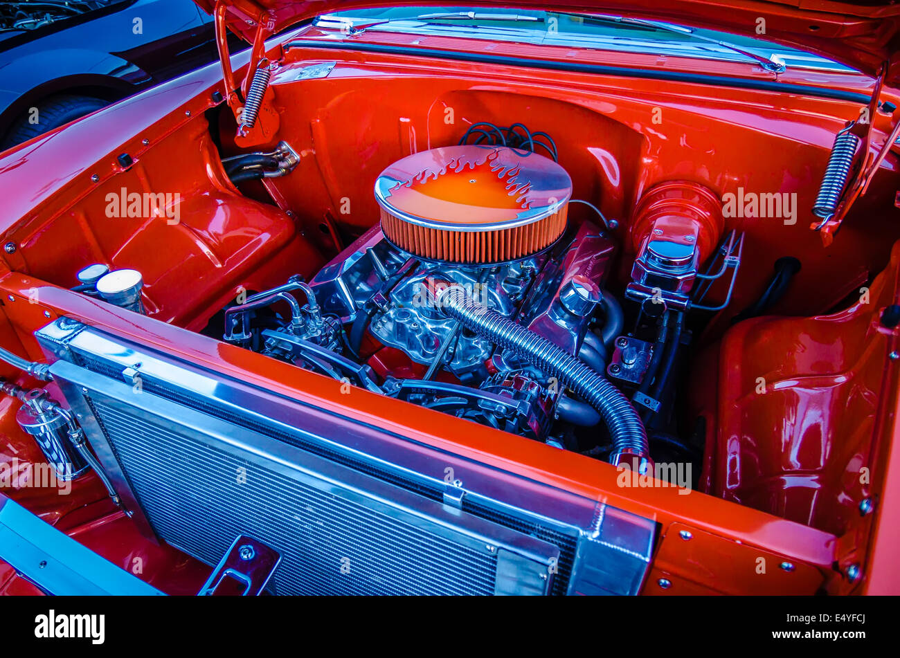 unter der Haube ein klassisches Muscle car Stockfoto