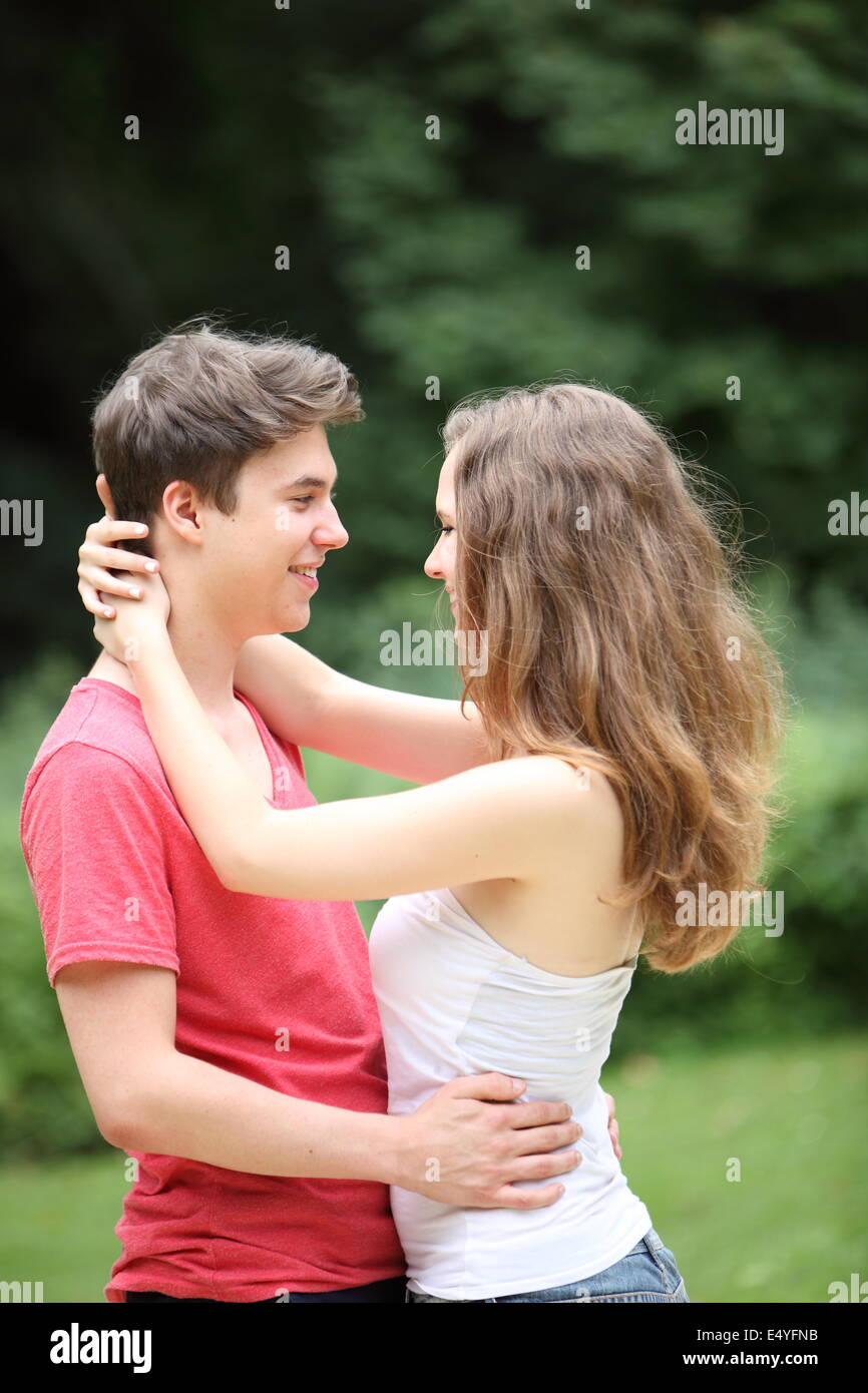 Romantische Teenager sweethearts Stockfoto