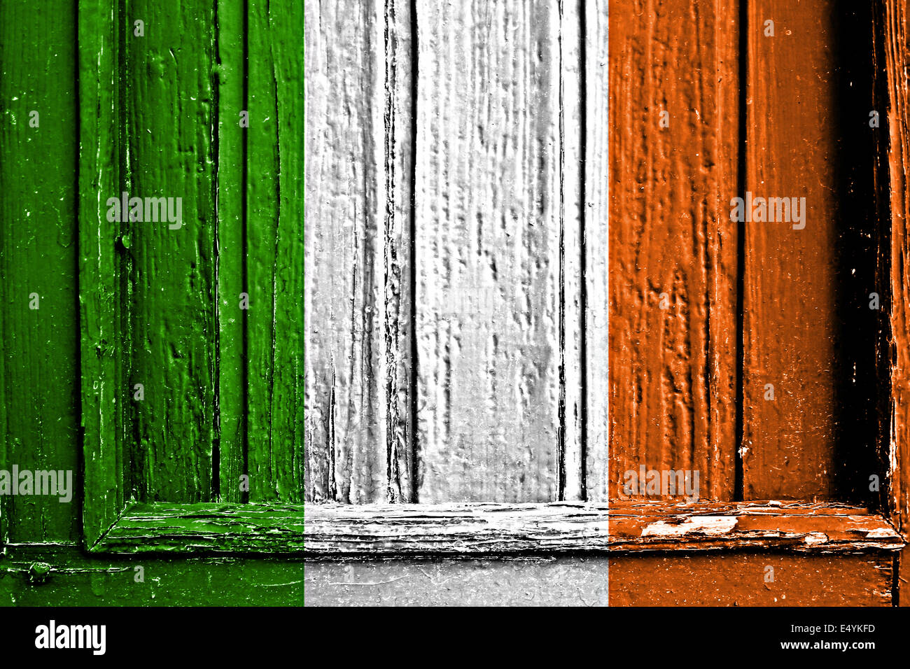 Flagge von Irland bemalt auf Holzrahmen Stockfoto